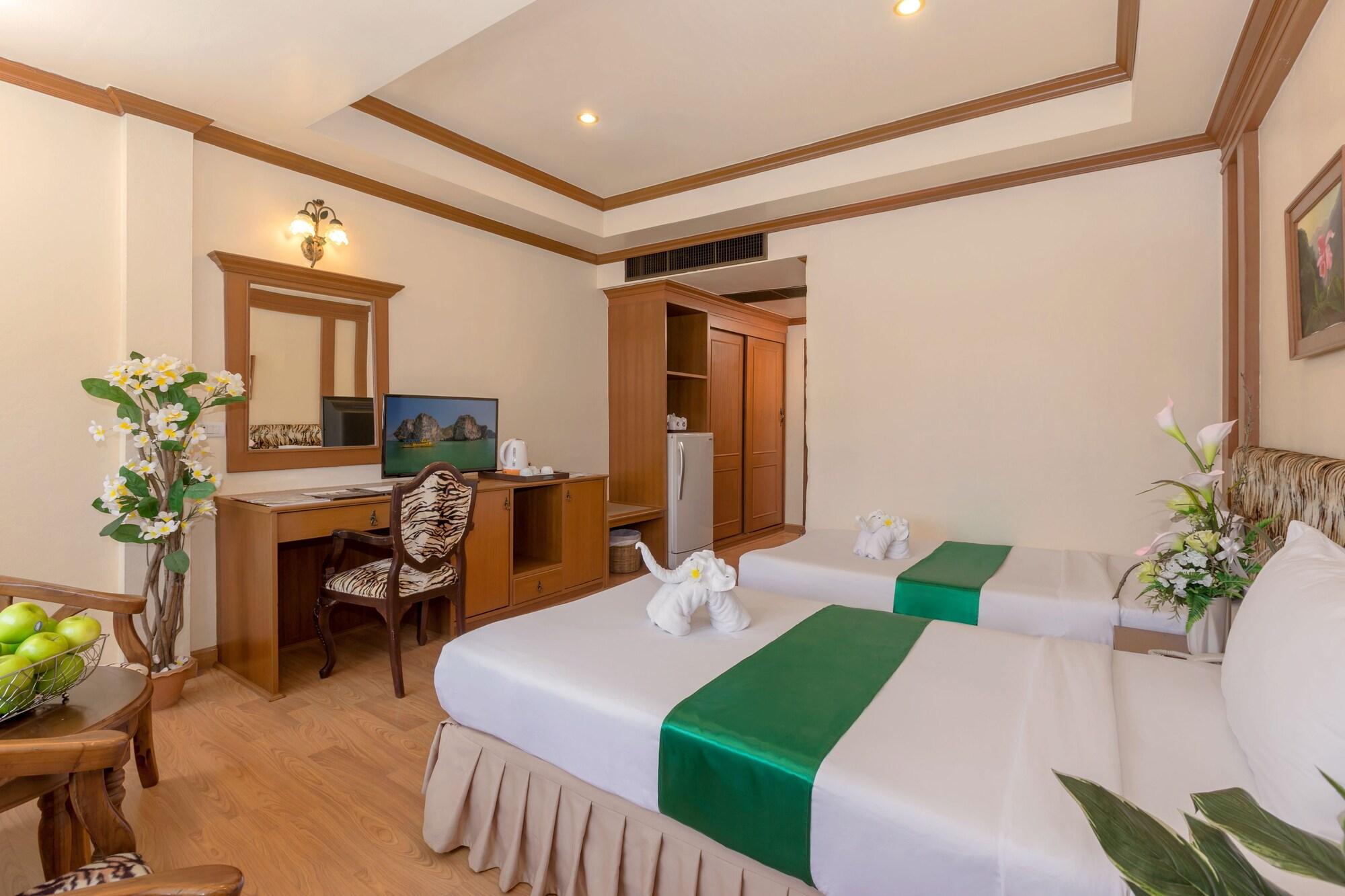 Tiger Inn Patong Екстер'єр фото