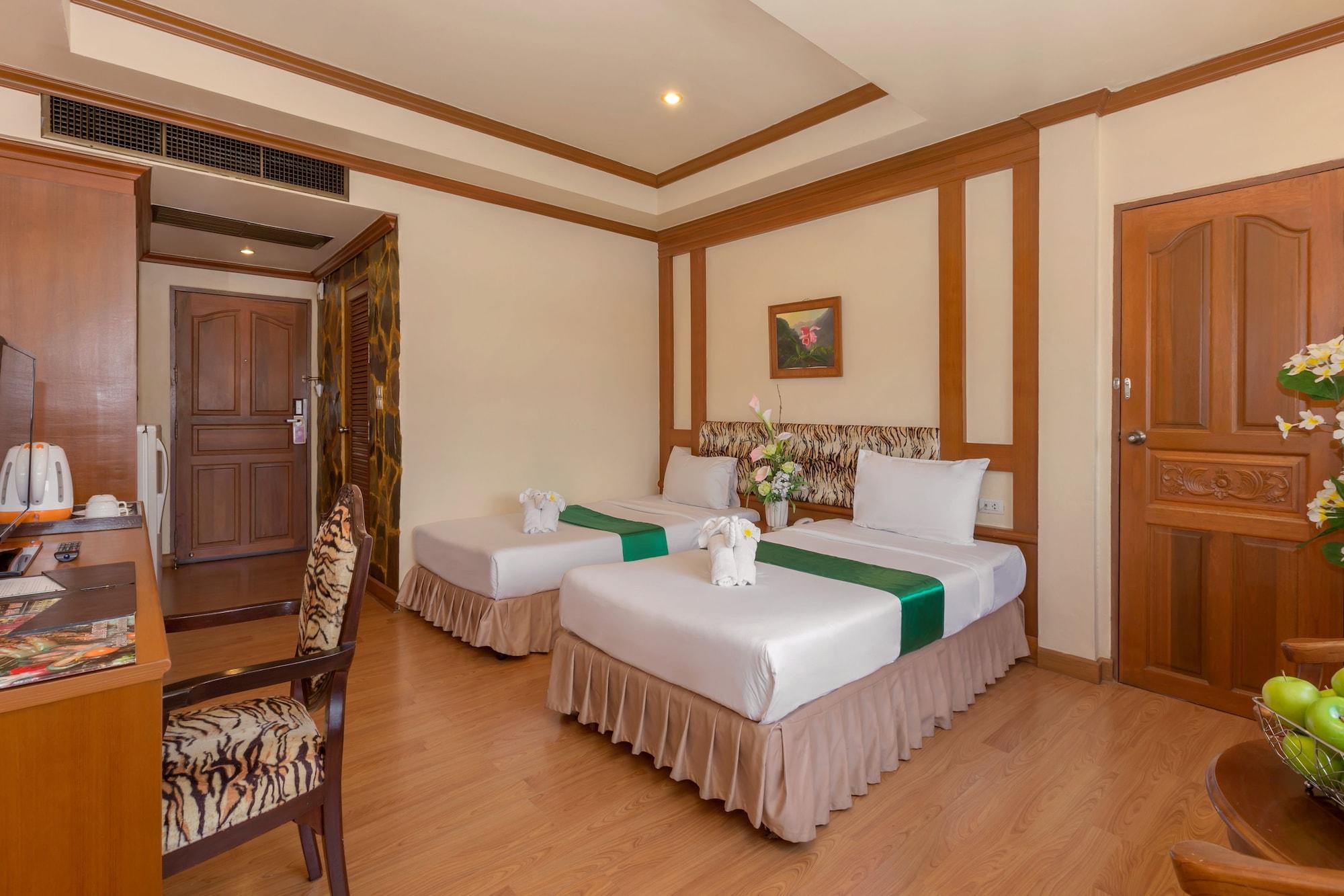 Tiger Inn Patong Екстер'єр фото