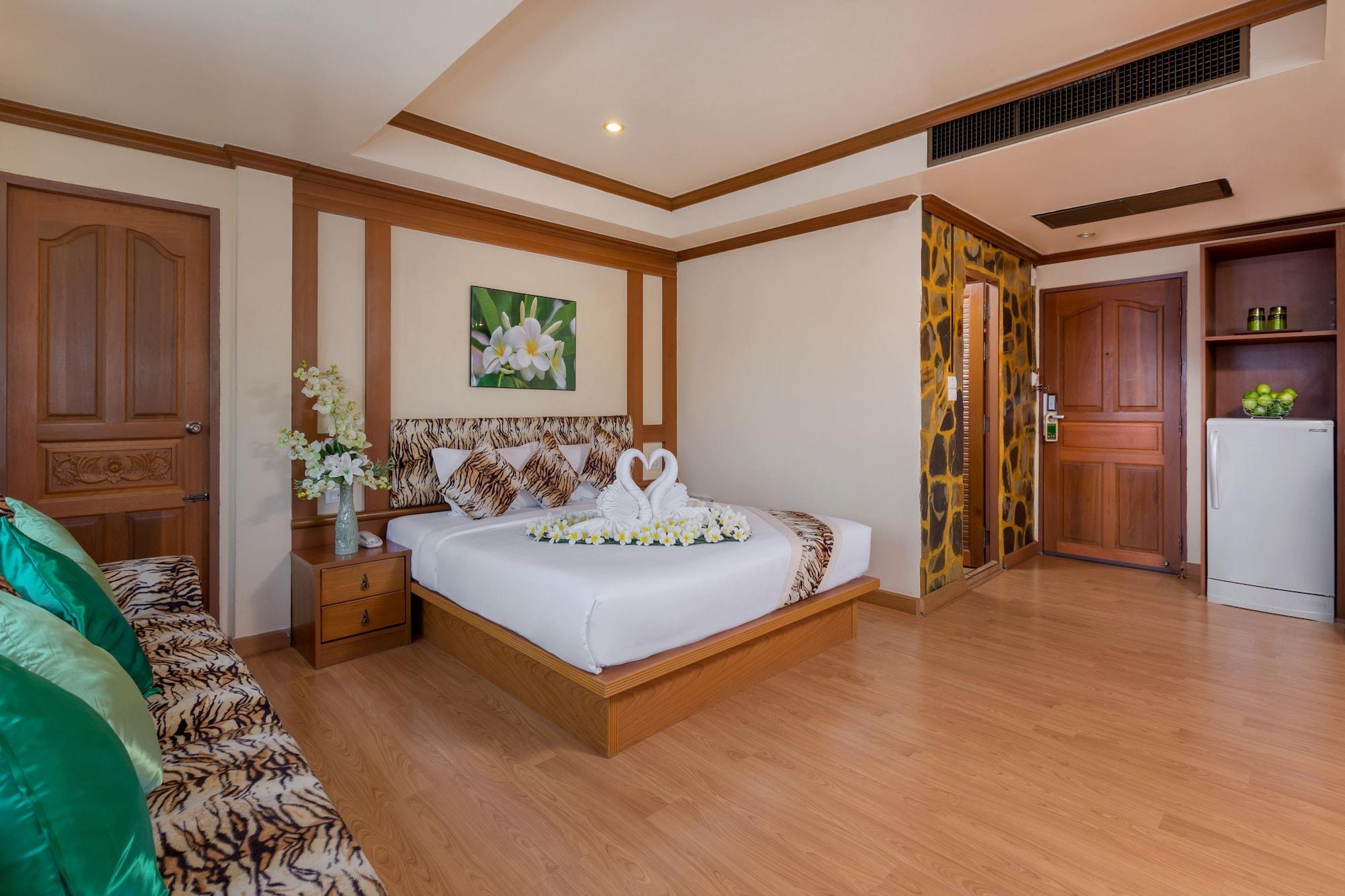 Tiger Inn Patong Екстер'єр фото
