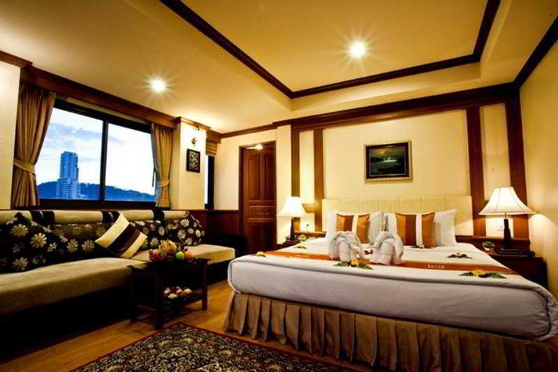 Tiger Inn Patong Екстер'єр фото