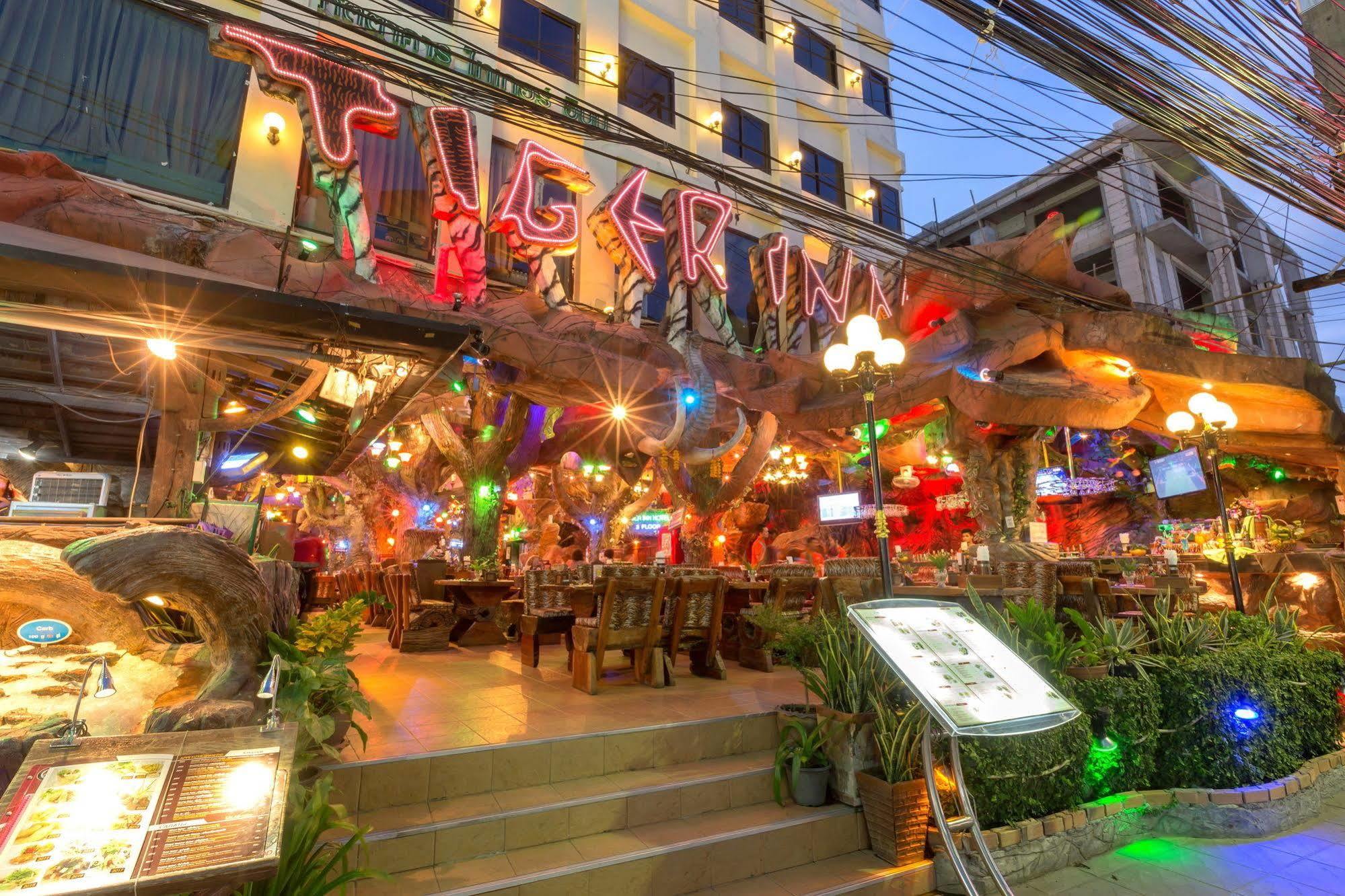 Tiger Inn Patong Екстер'єр фото