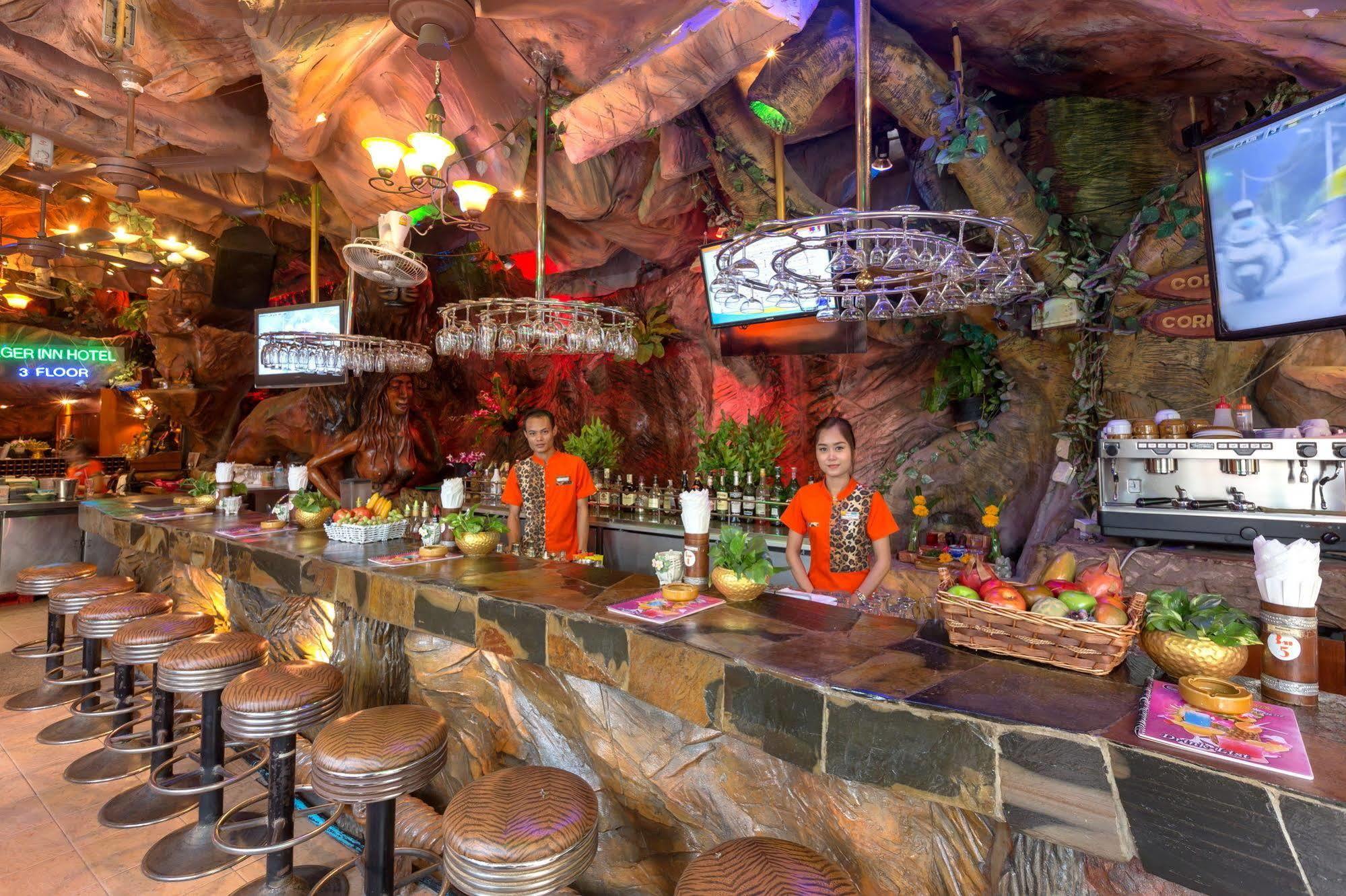 Tiger Inn Patong Екстер'єр фото