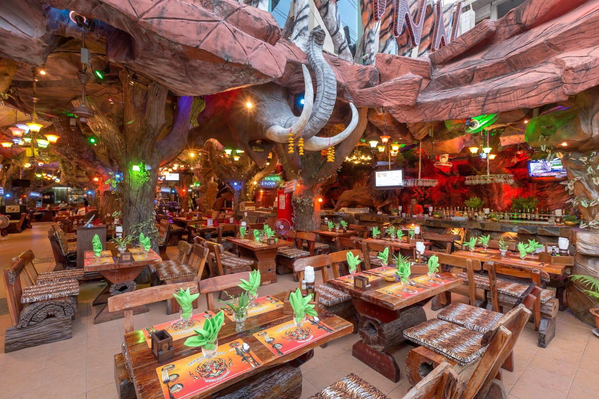 Tiger Inn Patong Екстер'єр фото